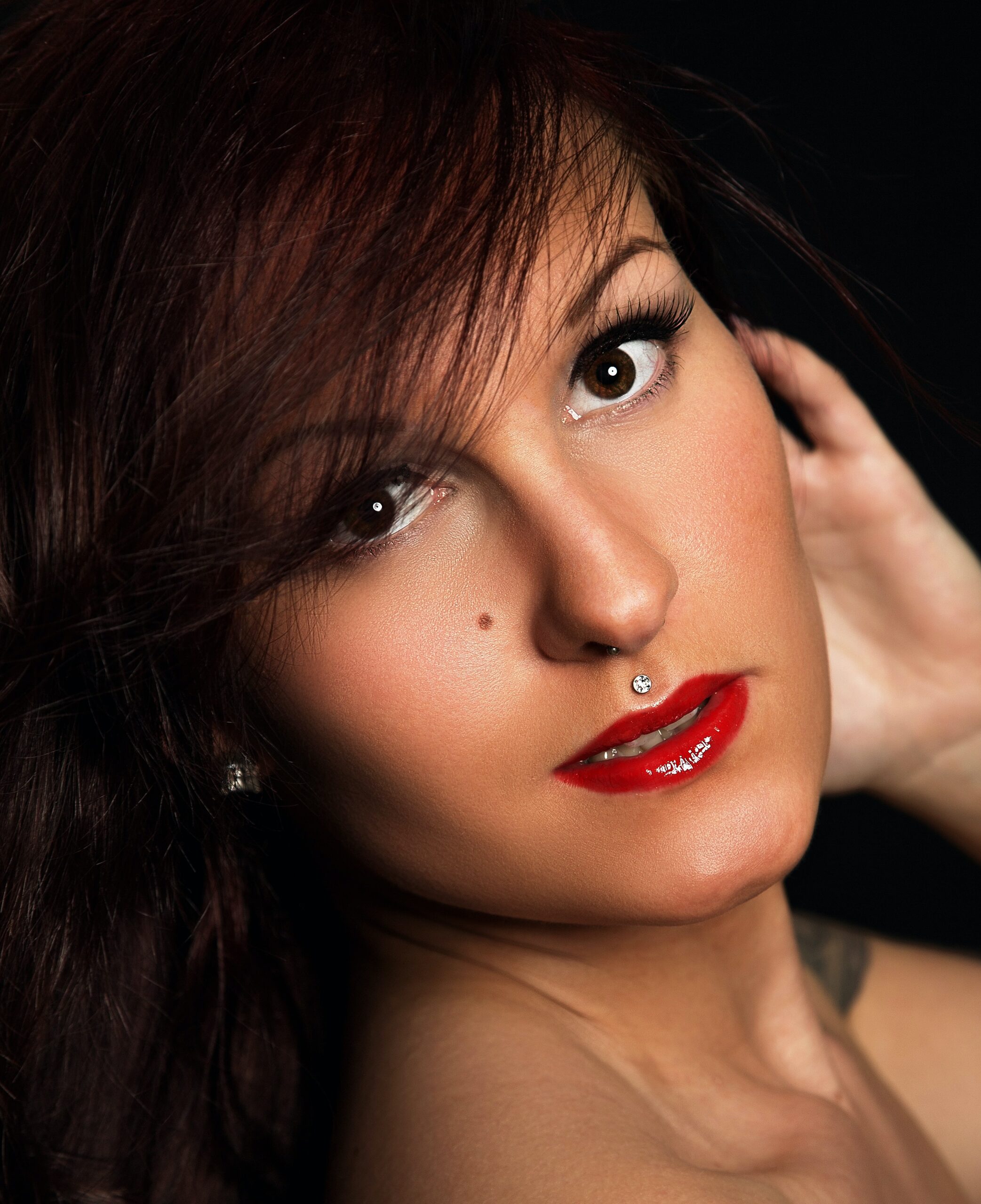 a-woman-with-a-philtrum-piercing