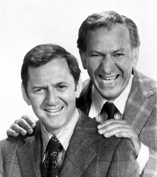 L to R: Felix (Tony Randall) and Oscar (Jack Klugman