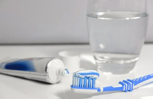 flouride-toothpase